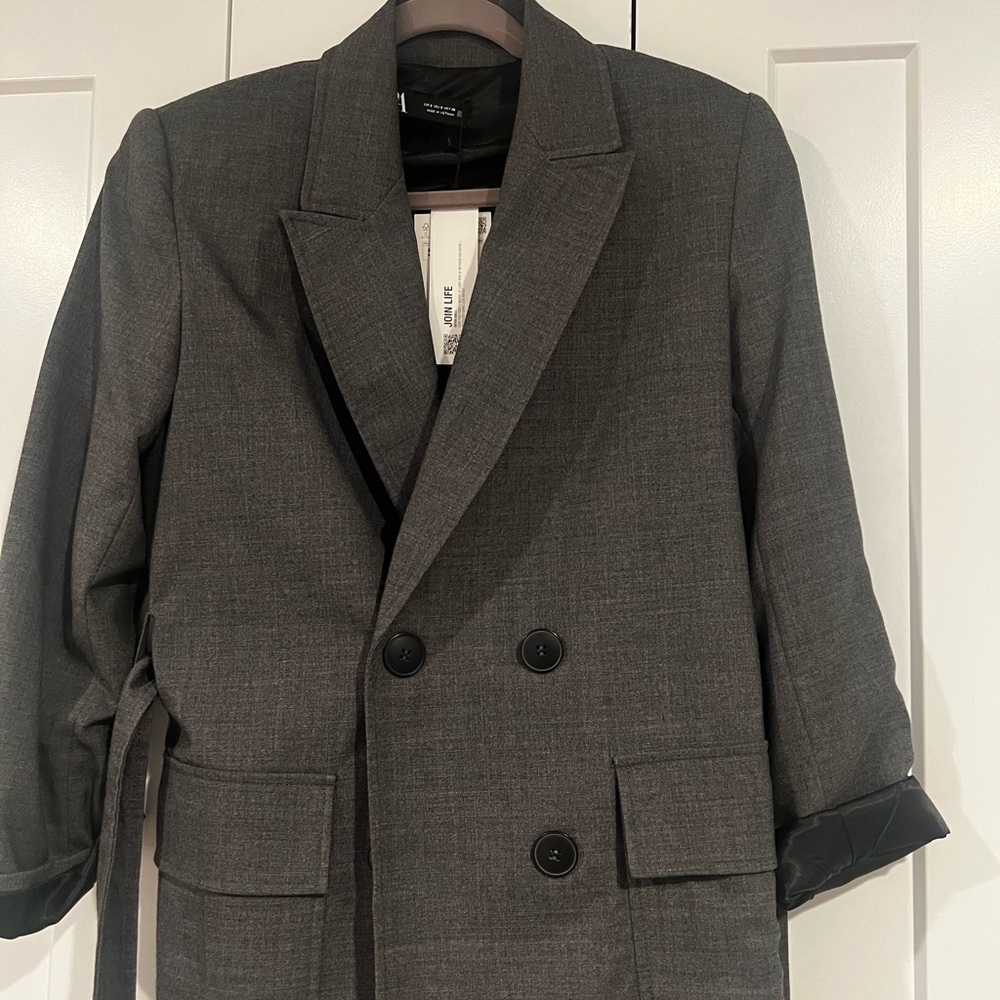 Zara double breasted zara blazer (brand new)